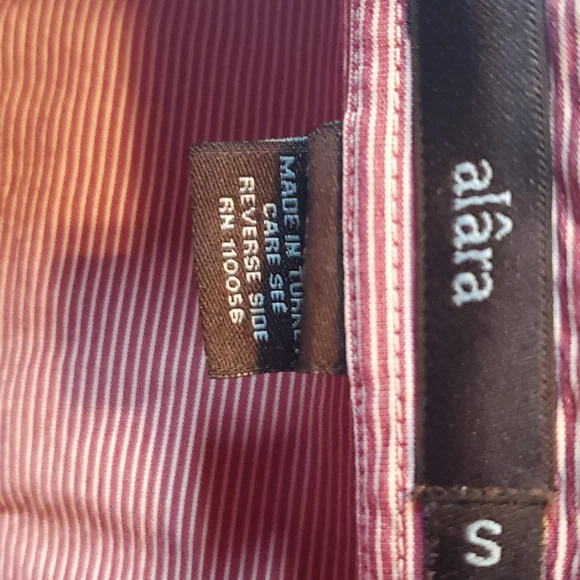 Alara Burgundy Stripe Button Down Shirt. Size S - Picture 2 of 6